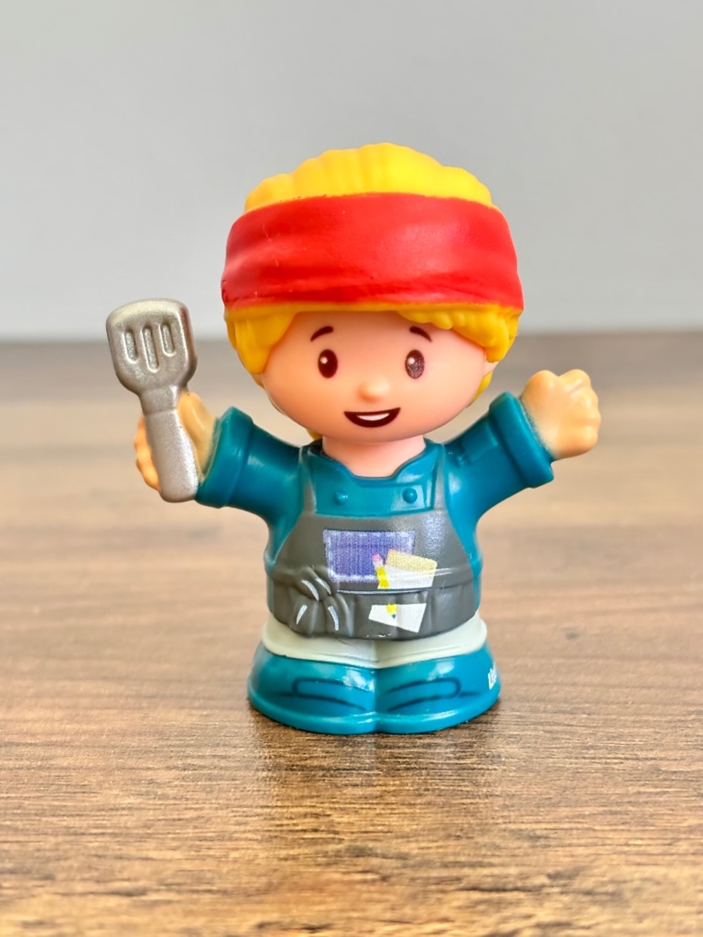 Fisher Price Little People Serve It Up Food Truck Taco Stand Cook Girl Figure